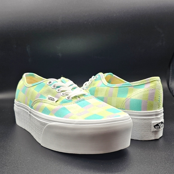 VANS Authentic Stackform Platform Sneaker In Pastel Plaid | 9.0 - Picture 1 of 9